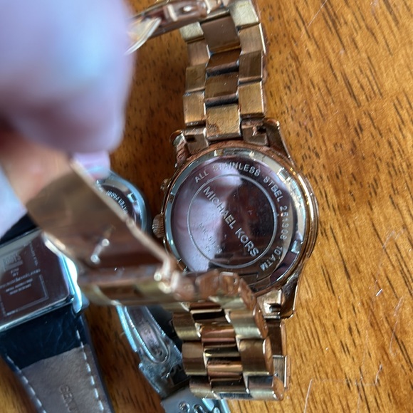 Watch assortment, 5 with new batteries! Ladies and pocket watch - Picture 11 of 16